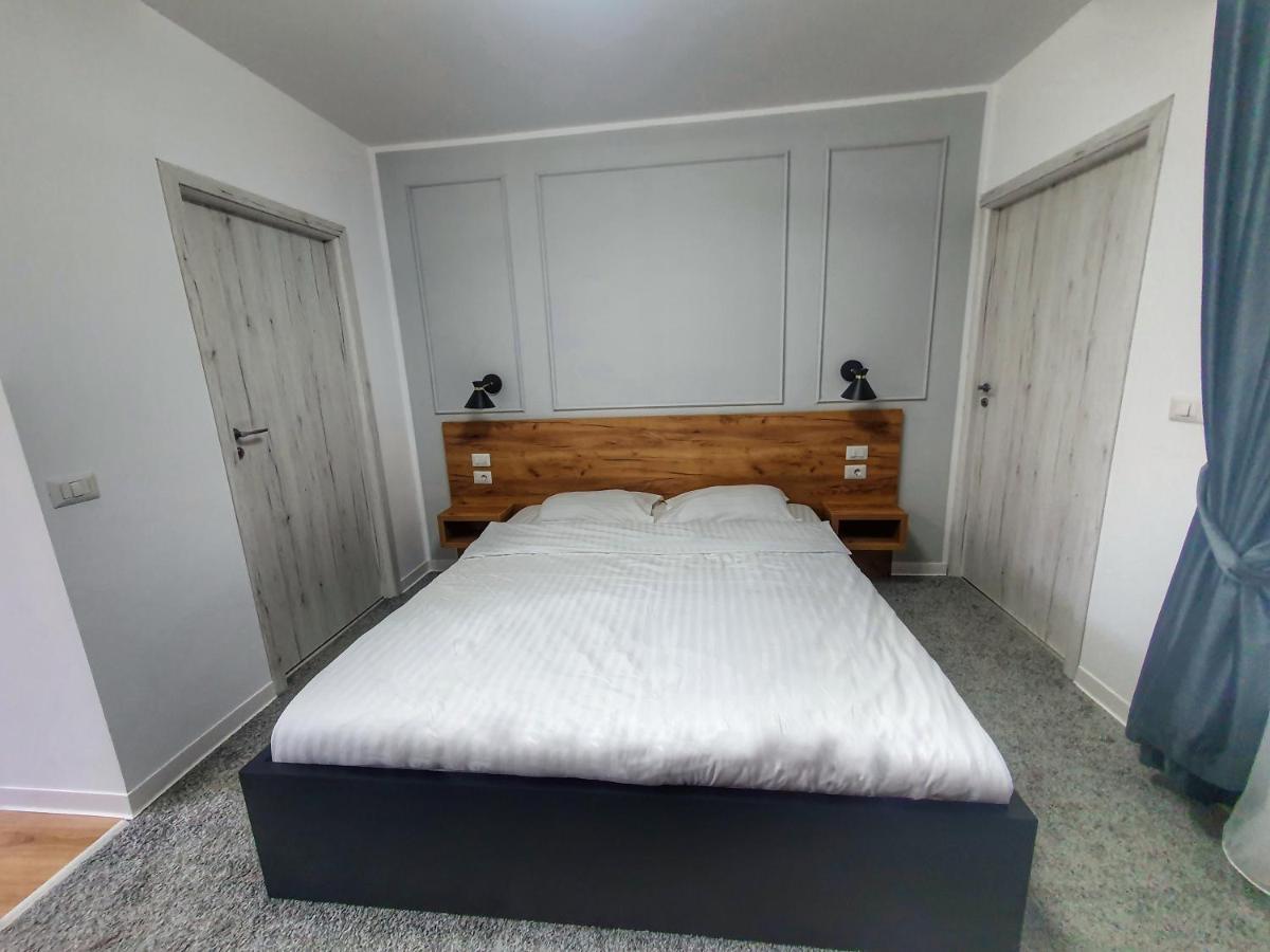 Vily Luxury Rooms Foksány Kültér fotó