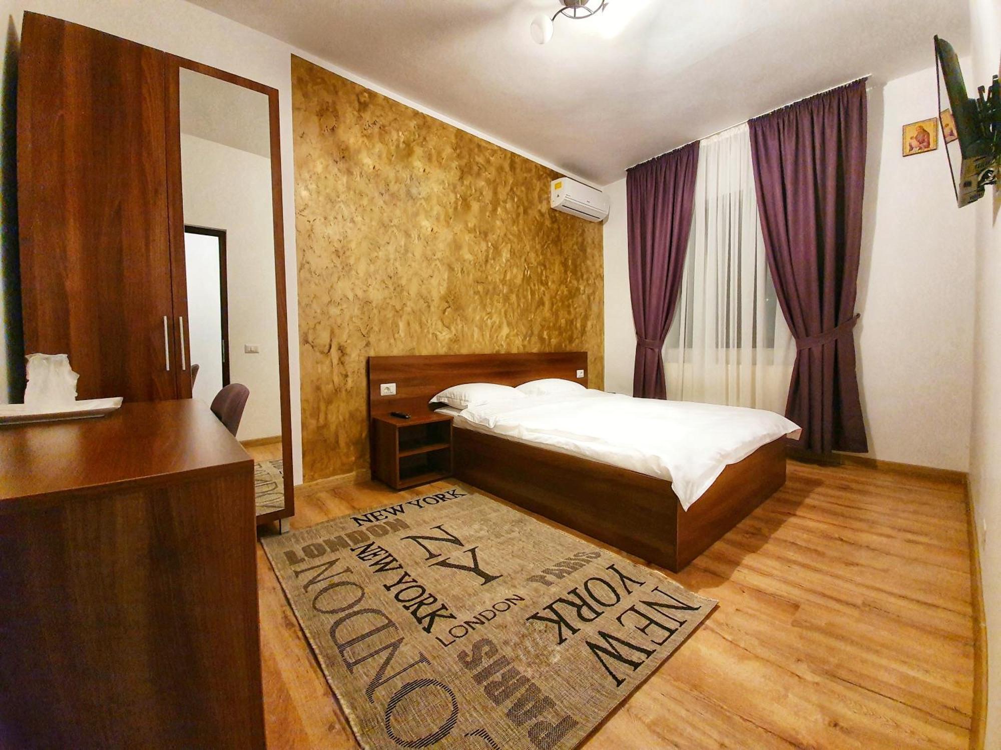 Vily Luxury Rooms Foksány Kültér fotó